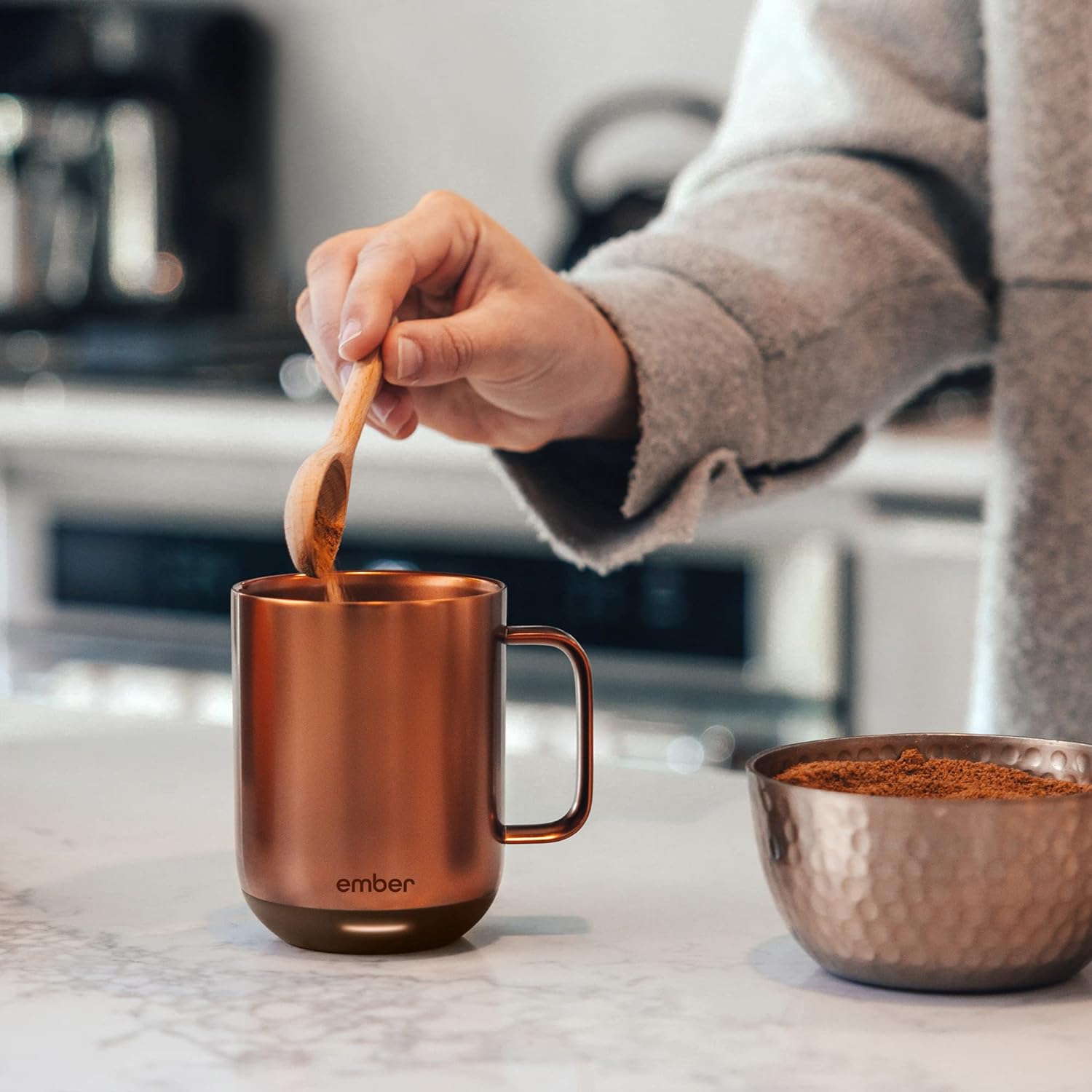 App-Controlled Heated Smart Mug – Keep Your Drink Perfectly Hot with the Ember Mug 2